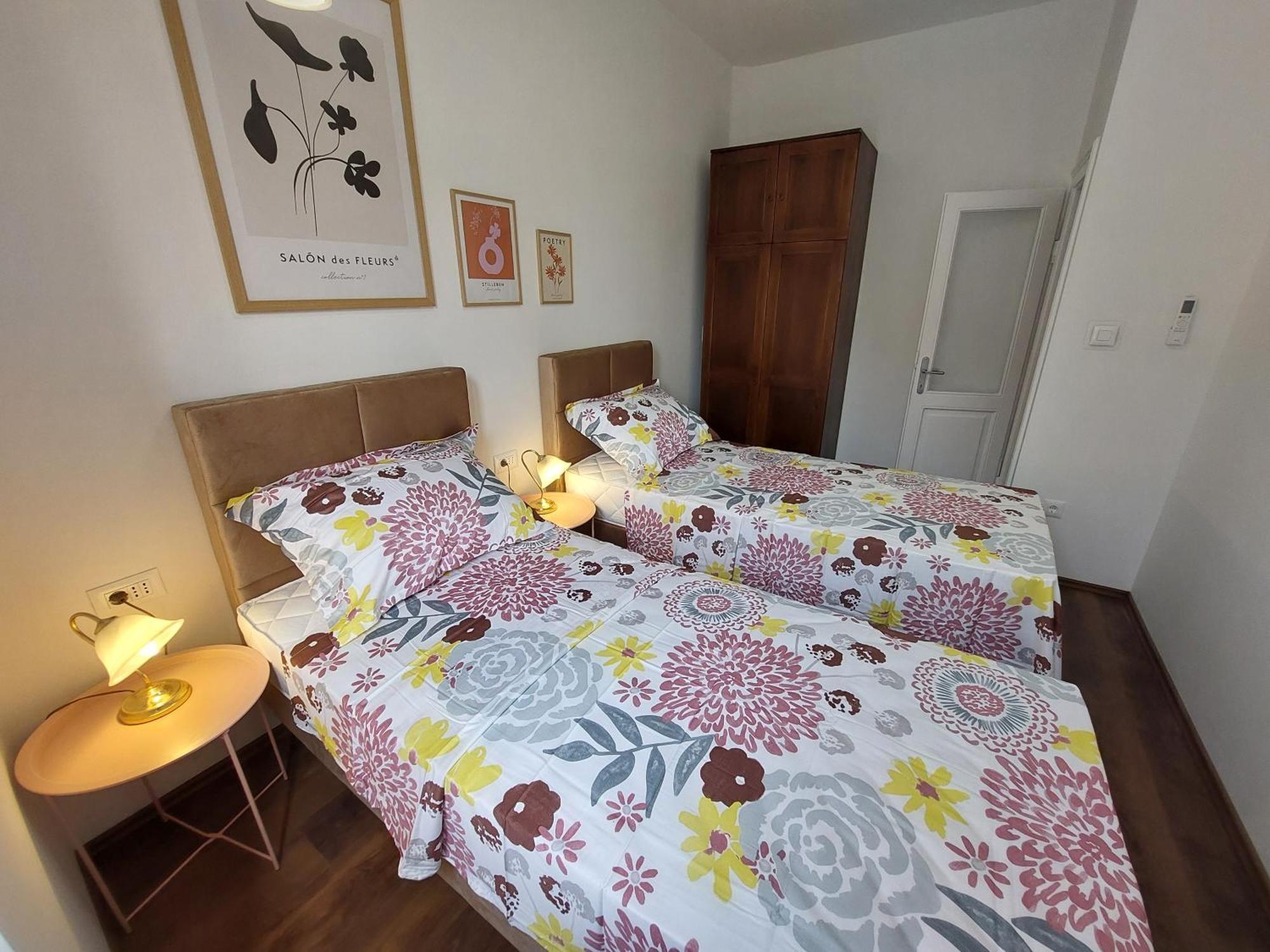 Beach Apartment Lana Spalato Esterno foto